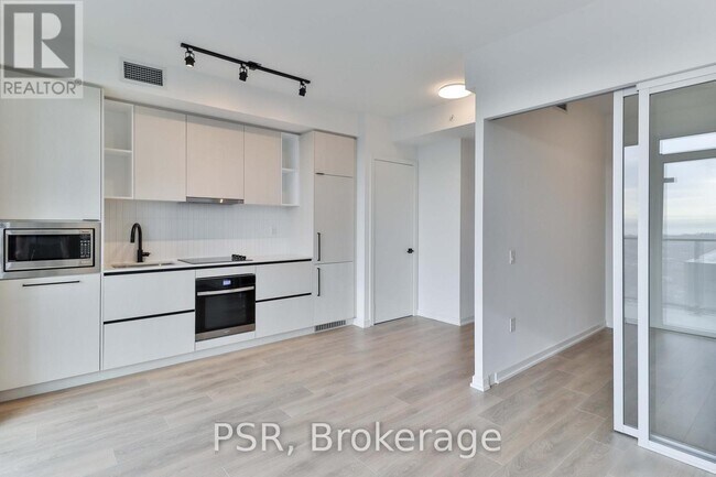 Photo - 1285 Dupont St Unité 2810