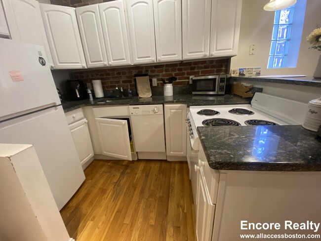 Photo - 91 Prince St Unit 18