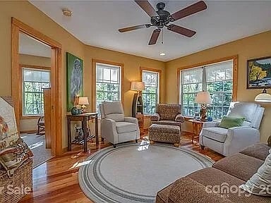 Photo - 50 Glen Echo Cir