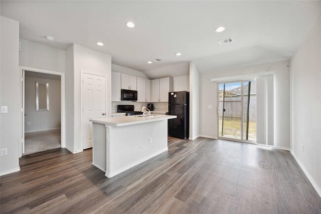 Photo - 7907 Hollow Root Ln