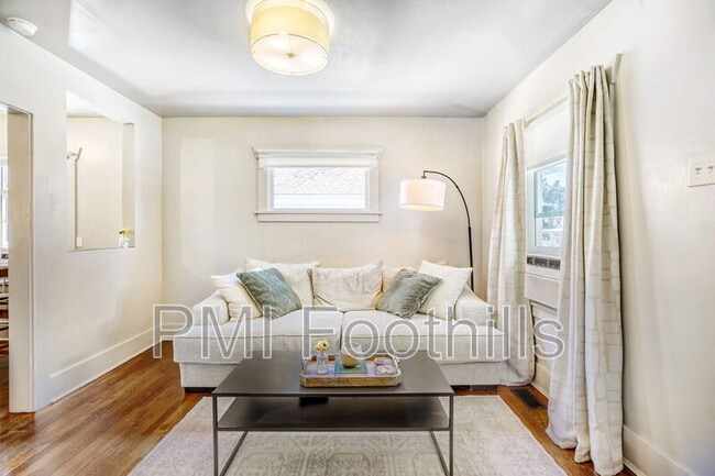 Photo - 2968 S Grant St