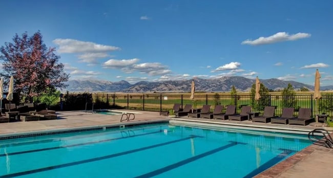 Photo - 1 bedroom condo, located steps from all of Black Bull's incredible amenities