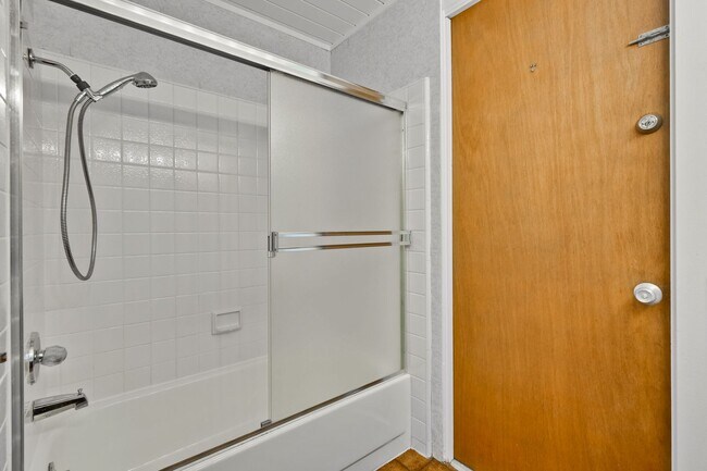 Photo - Eichler with Top Sunnyvale Schools