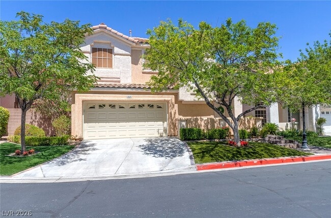 2025 Shining Feather Ln
