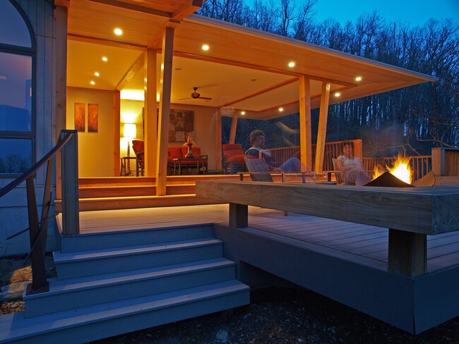 Building Photo - 100 Crab Apple Ln