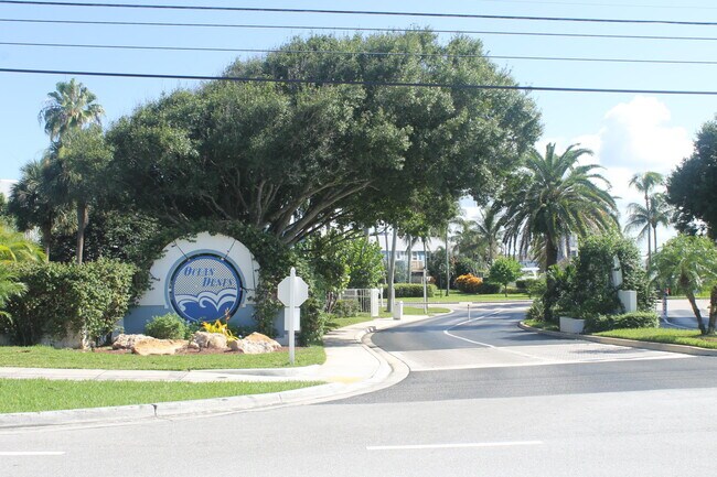 Photo - 1522 Ocean Dunes Cir