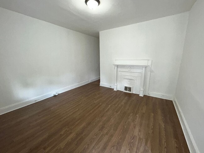 Photo - Nice 2 bedroom house big kitchen and yard