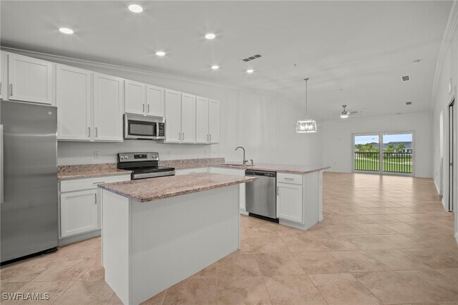 Photo - 43051 Greenway Blvd Unit 827