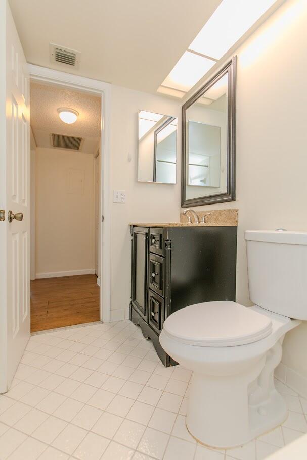 Photo - 4464 Oak Terrace Dr