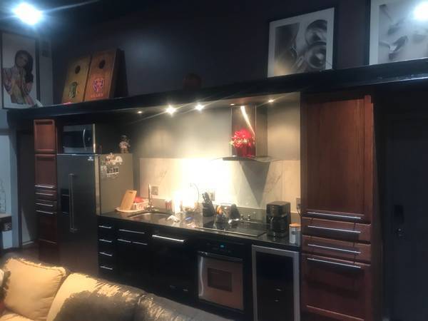 Photo - 1222 N Noble St Unit 1FR