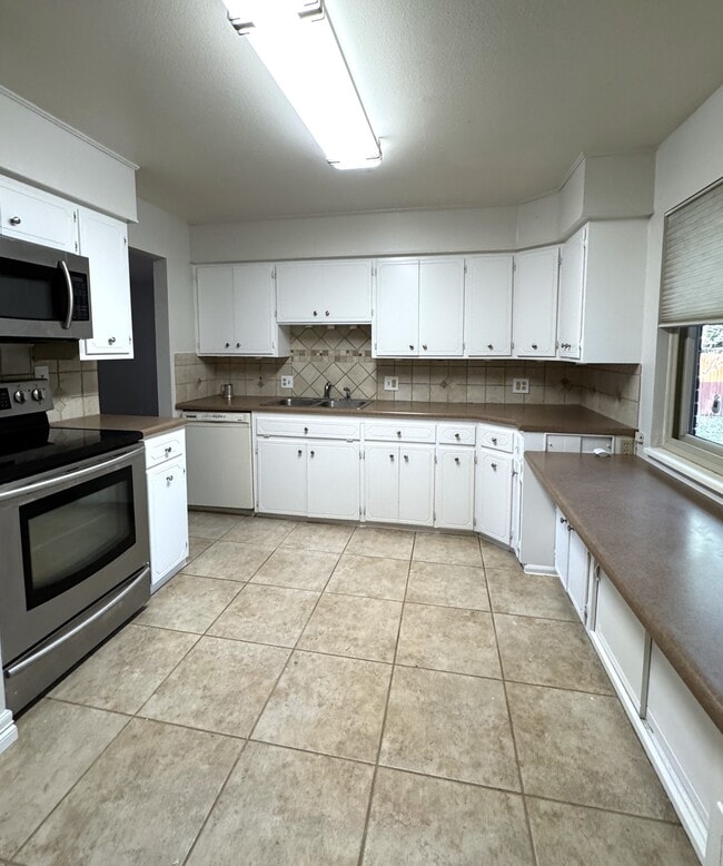 Photo - 3084 S Xanthia St