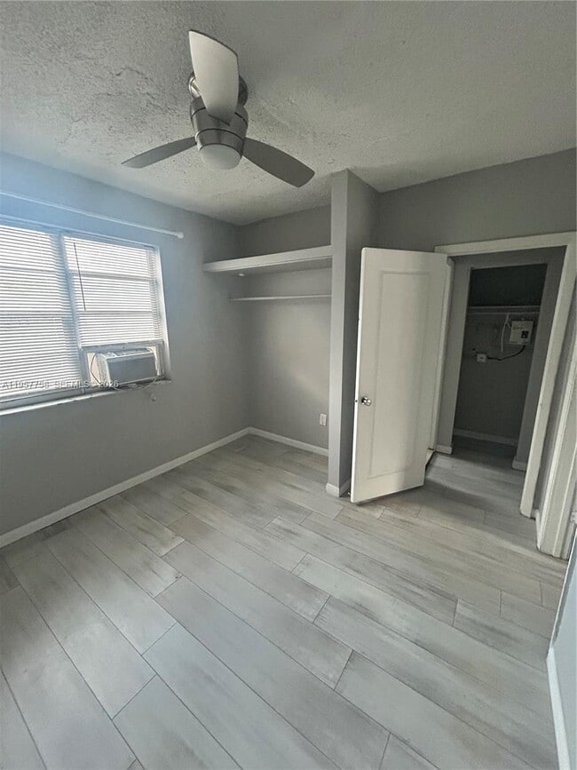 Photo - 1720 NW 1st Pl Unidad 9