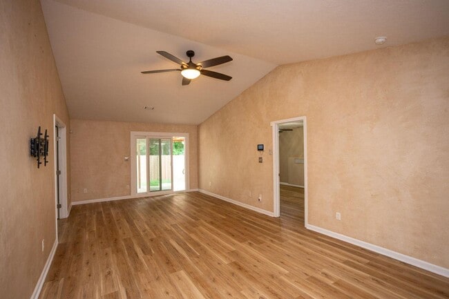 Photo - 6053 Sanibel Dr