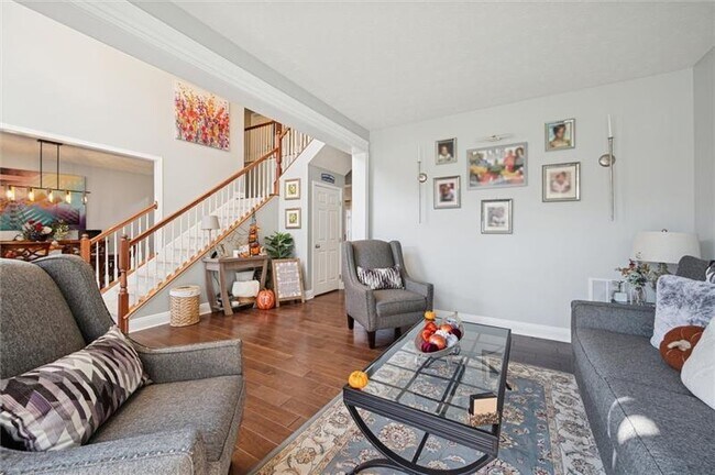 Photo - 1005 Autumn Woods Dr