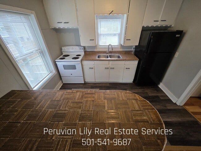 Photo - 210 N Monroe St