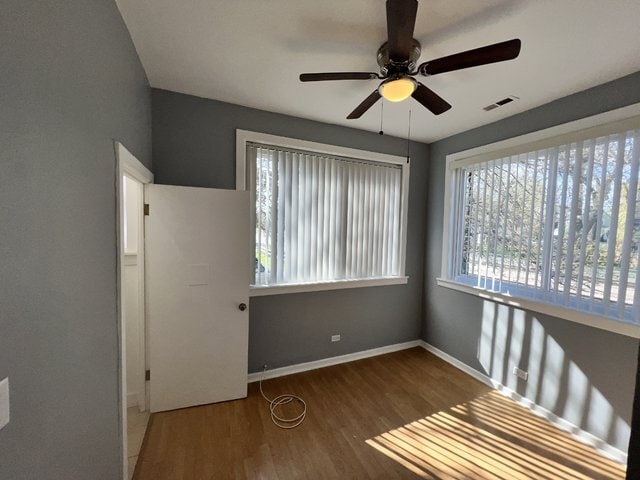 Photo - 2701 E 75th Pl Unidad 1