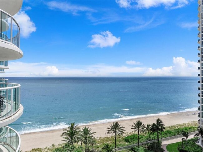 Photo - 3400 Galt Ocean Dr Unidad 1008S Rental