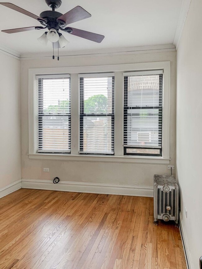 Photo - 2175 W Giddings St Unidad 1