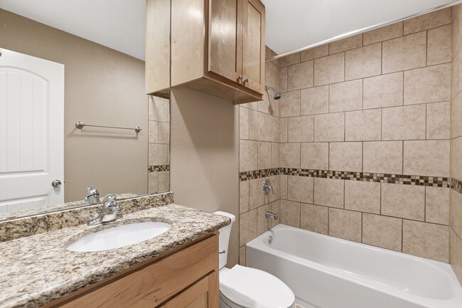 2016 Paisley Dr
