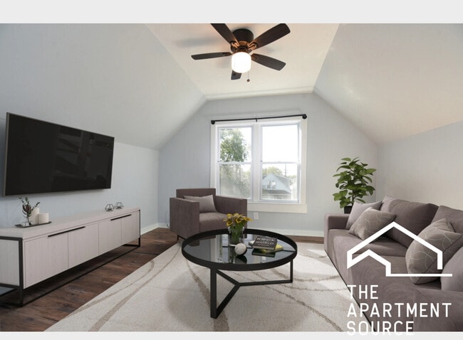 Photo - 5128 W Henderson St Unit 3