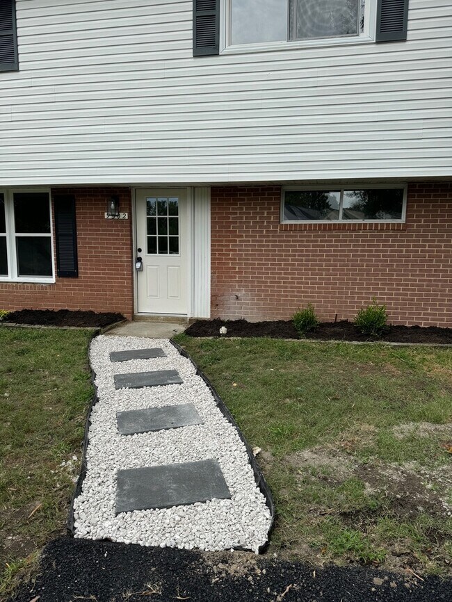 Photo - 9302 Holbrook Dr