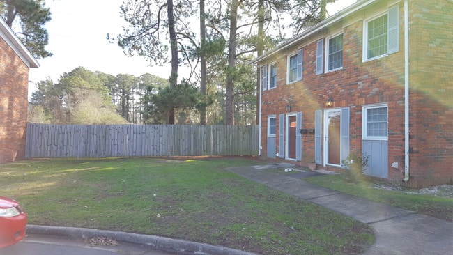 Photo - 3000 Golden Rd Unit 8