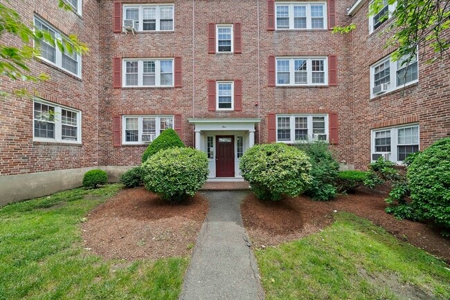 Building Photo - 5 Dexter St Unit 4