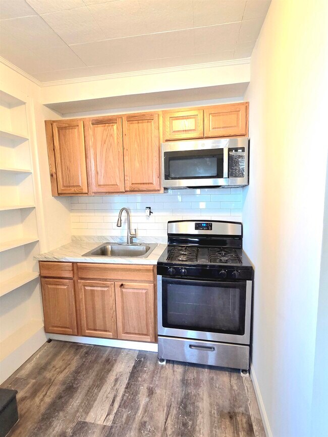 Photo - 1202 Hillside Pl Unit 1