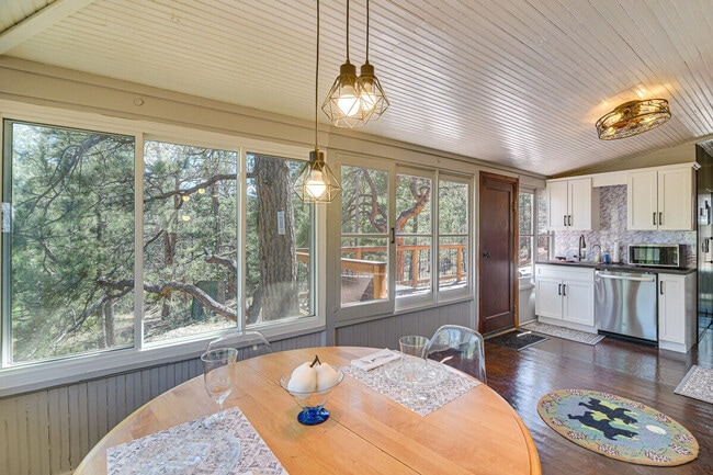 Photo - 28548 Park Ave Unit ID1385680P