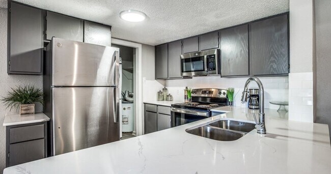 Photo - Preslee Apartments