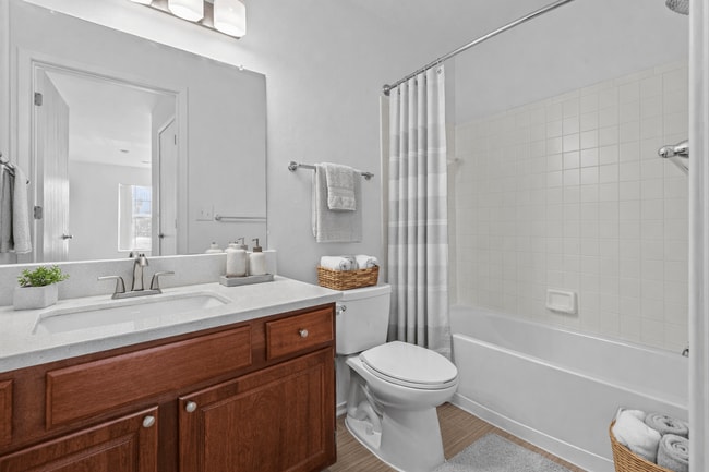 Canton Club Apartments - Canton, MI