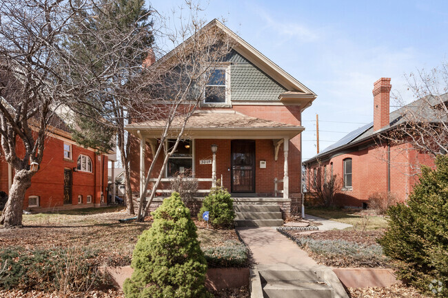 Building Photo - 3019 N Gaylord St Rental