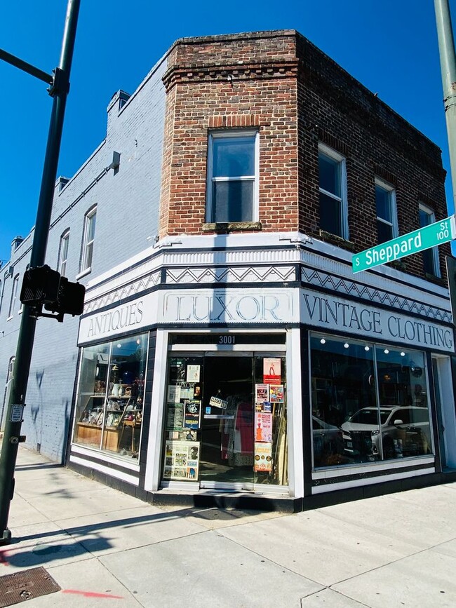 Photo - 3001 W Cary St Unidad Apt. B