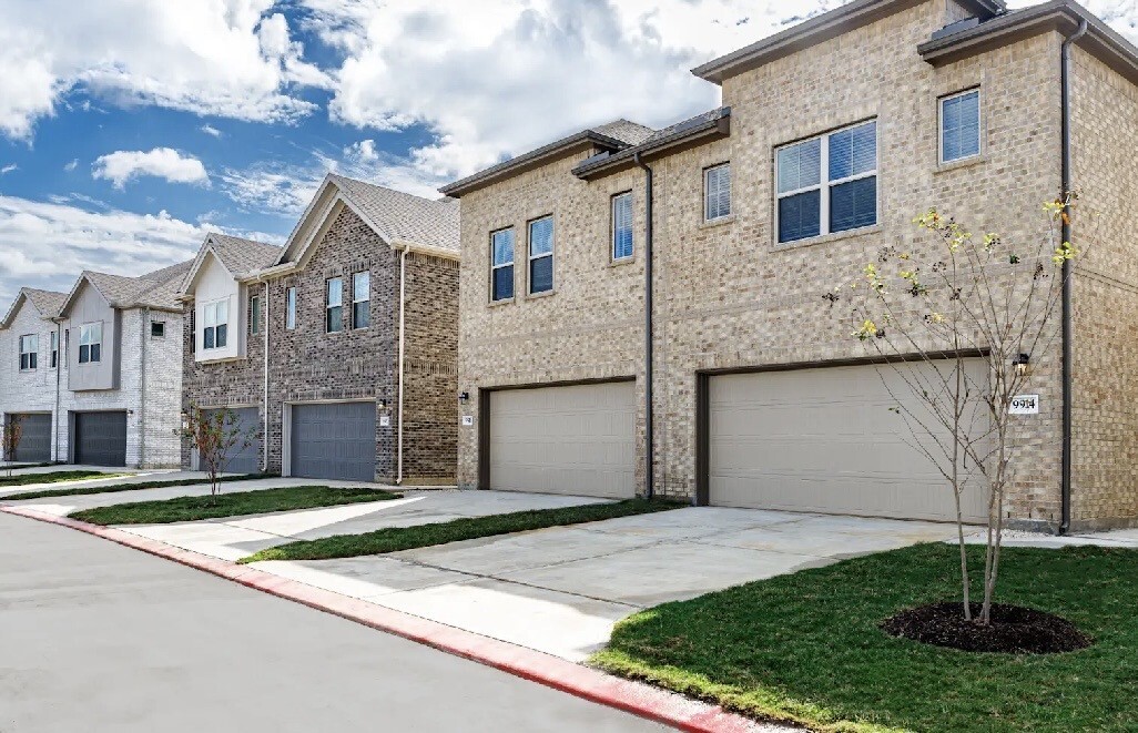 Photo - 9730 Kilkenny St