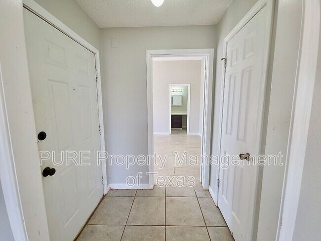 1081 Private Rd 7023