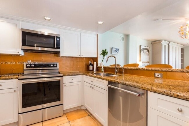 Photo - 2625 Collins Ave Unit 1403