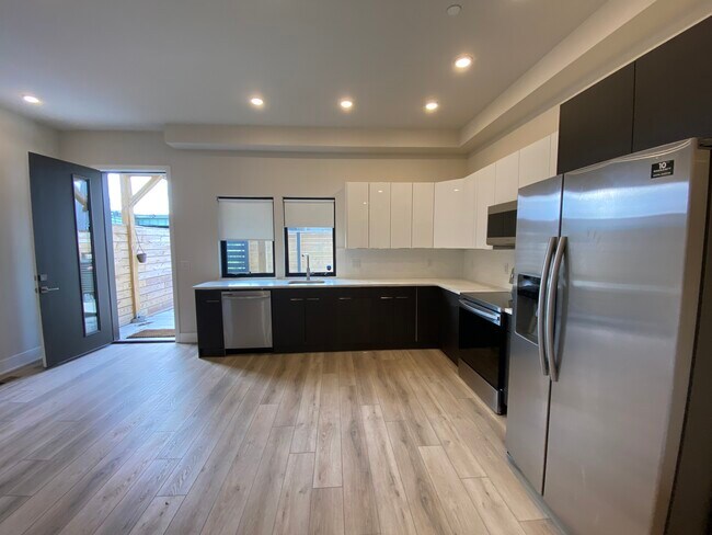 Photo - 1506 N 8th St Unidad 3