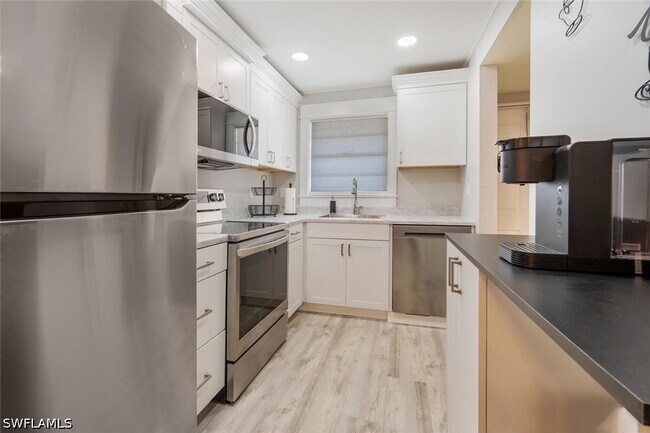 499 Forest Lakes Blvd Unit 105
