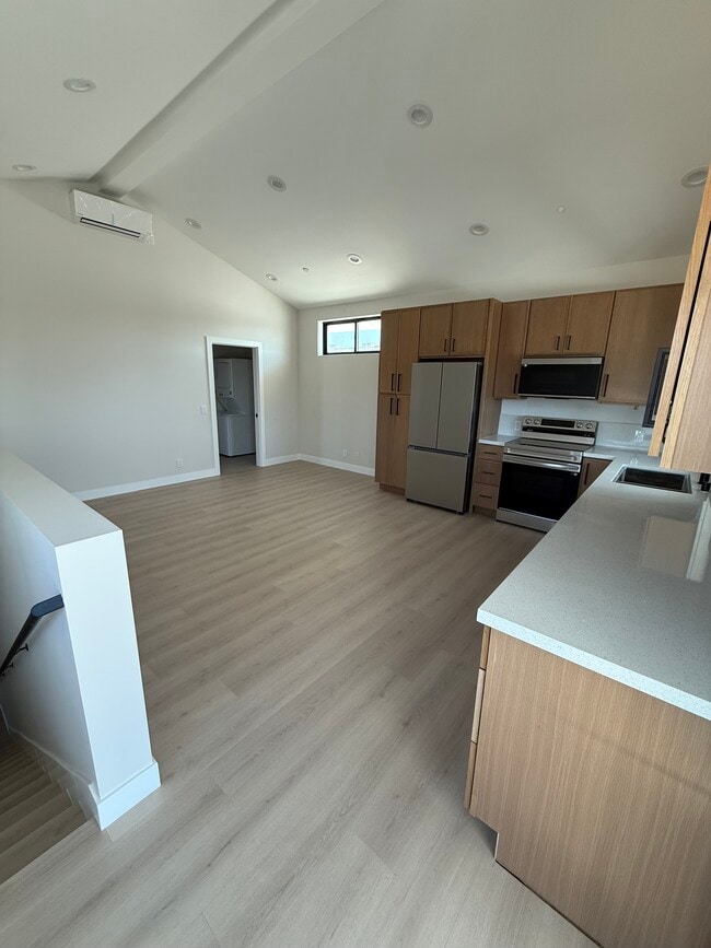 Open concept kitchen - 2059 248th St Unit A