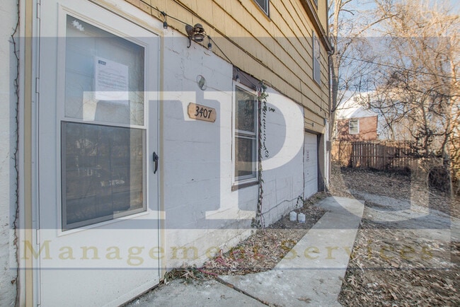 Photo - 3407 NE Monterey Ave