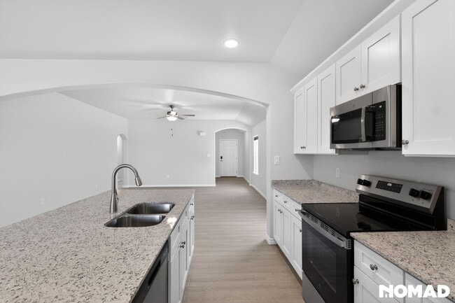Photo - 1409 Bajada St