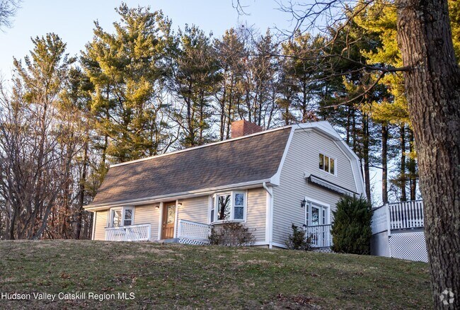 Building Photo - 15 Skinner Rd Rental