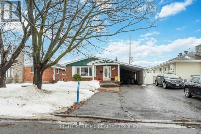 Photo - 2160 Queensgrove Rd