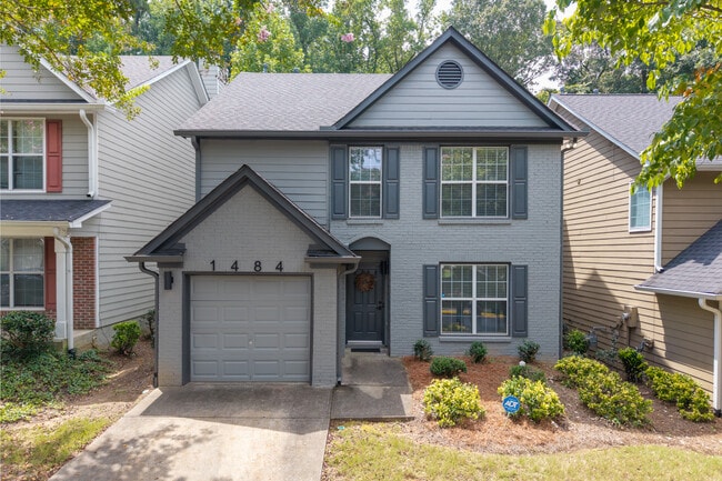 Photo - 1484 Gates Cir SE