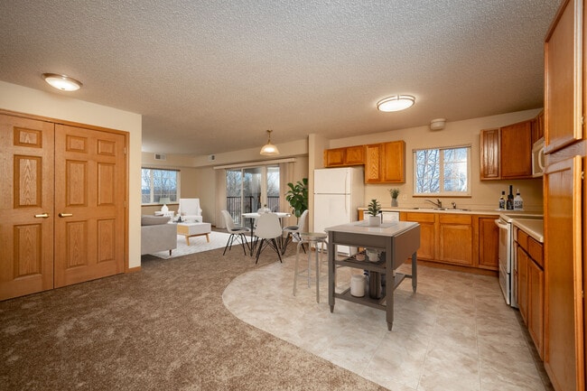 Photo - River Oak Heights