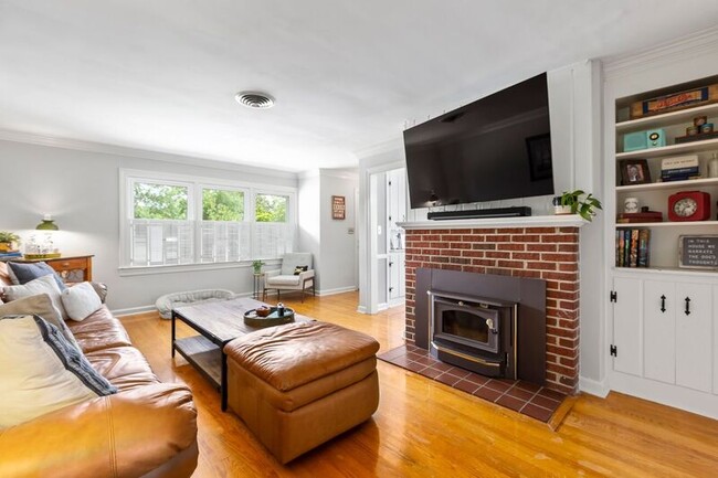 Photo - 1200 Stafford Ave