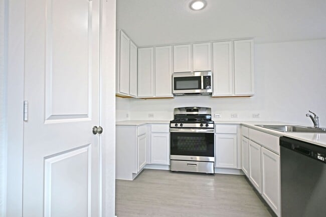 Photo - 7530 India Star