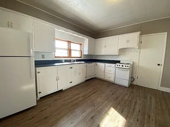 Photo - 2012 Madison St Unit upper