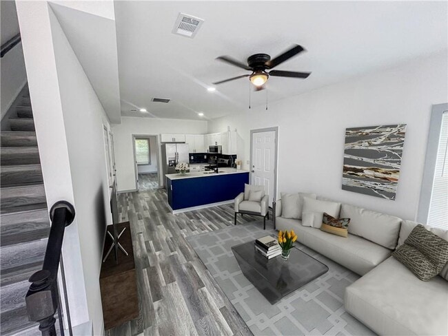 Photo - 215 Anderson Ave NW