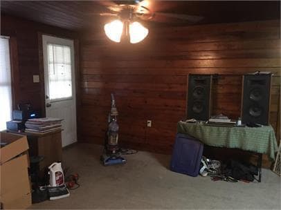 Photo - 405 N Burleson St